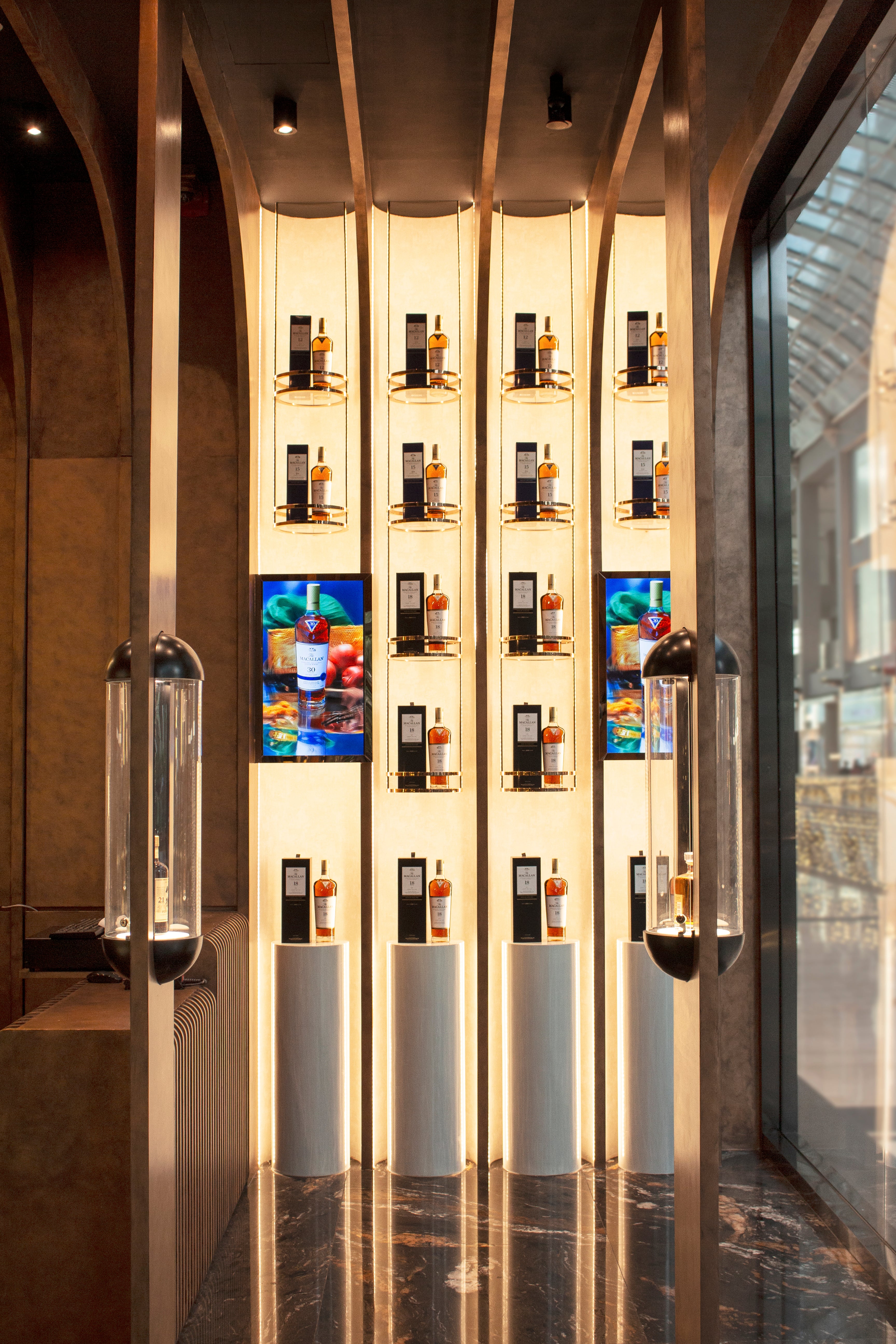 Macallan display