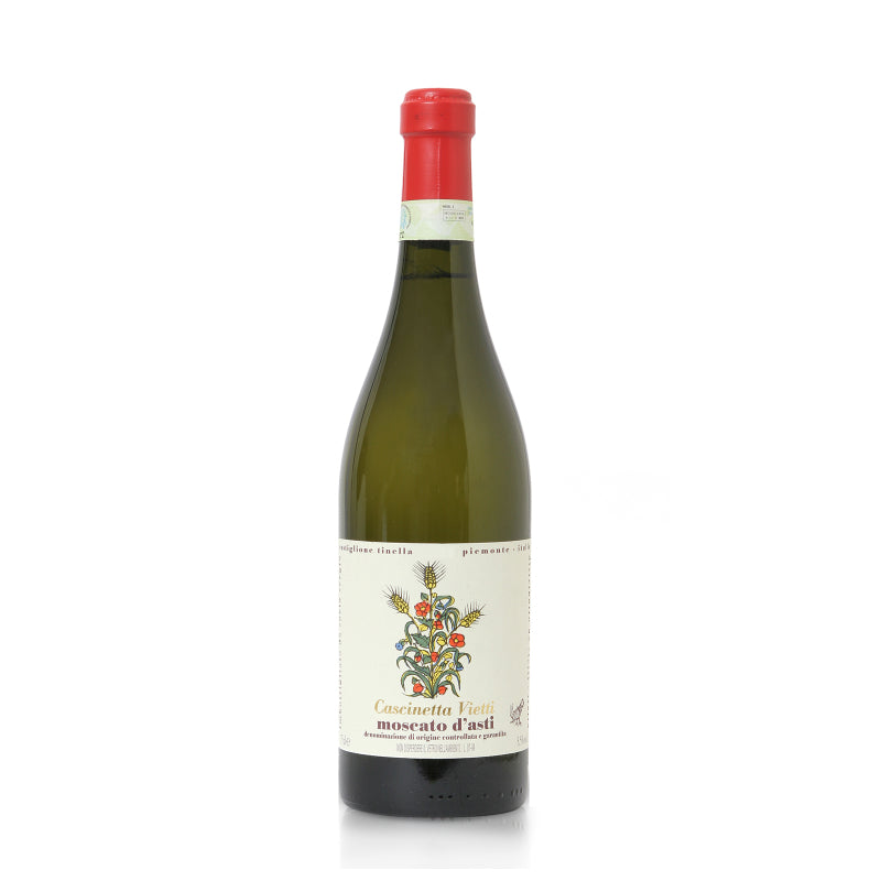 Bottle of Vietti Moscato d’Asti Cascinetta DOCG, sweet sparkling Italian white wine with floral aromas and fresh peach and apricot flavors.