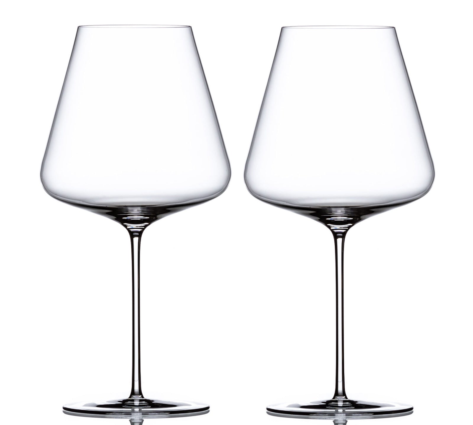 Kvetna 1794 Pinot Noir Glass, box of 2 elegant wine glasses designed to enhance Pinot Noir’s aromas and flavors, crafted with fine crystal.