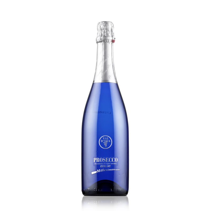 Val d’Oca Extra Dry Blue Millesimato 750ml, sparkling Italian wine with delicate bubbles, light sweetness, and refreshing finish.